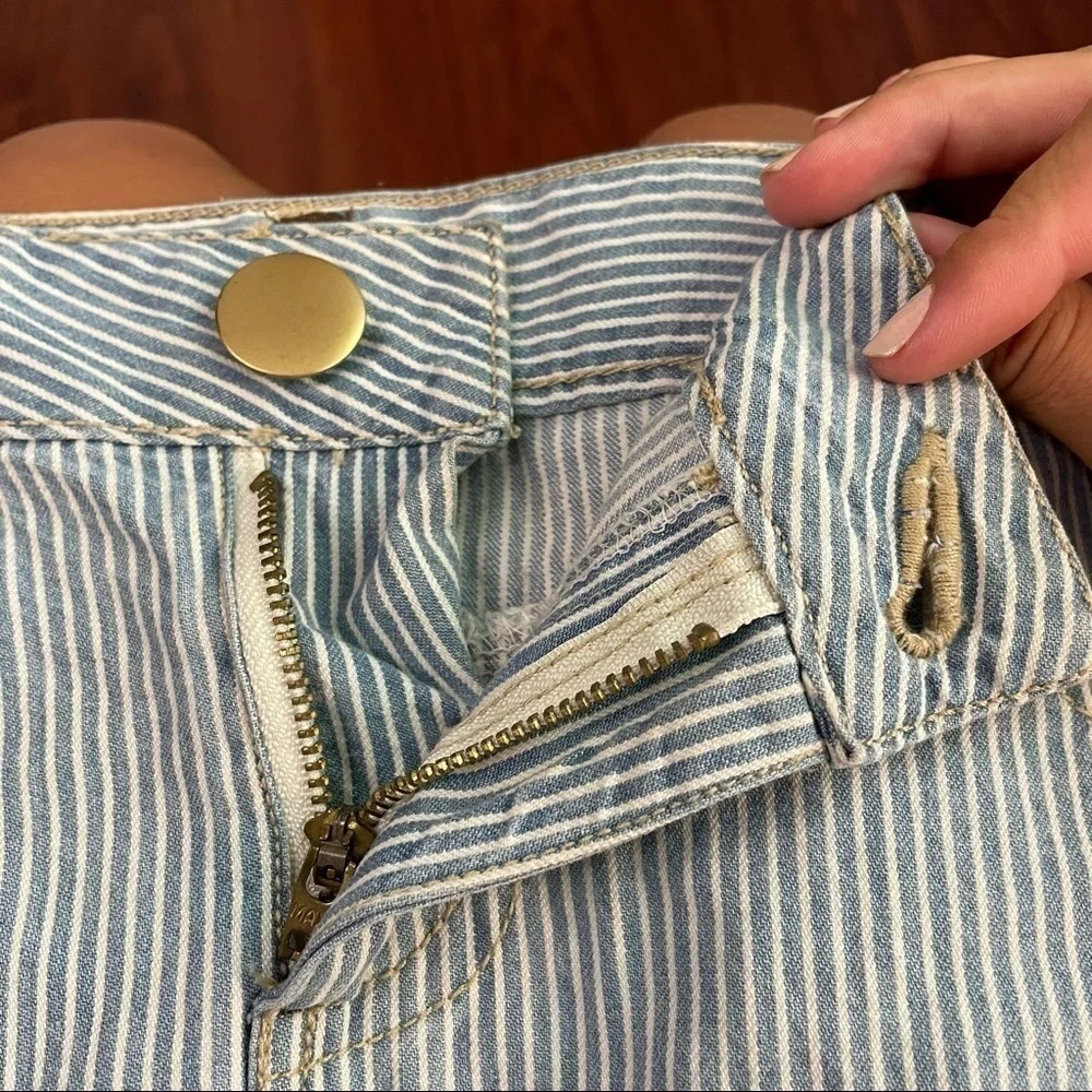SO Mini Skirt Size 7